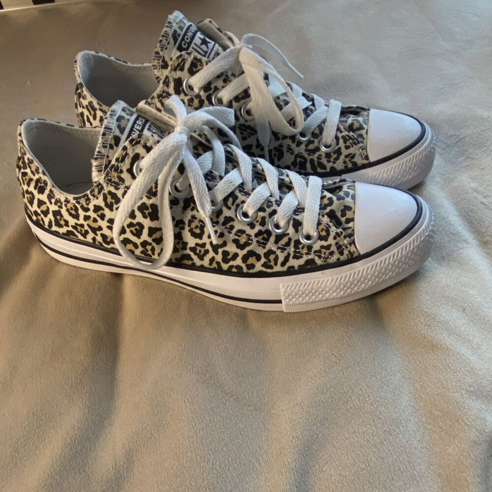 Converse All Star Leopard Print Canvas Sneakers Men's Size 6